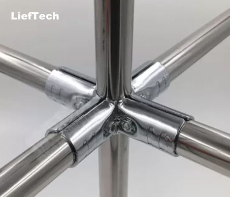 struttura semplice Collegatori di tubi cromati Fittings di tubi in acciaio per tubi da 28 mm