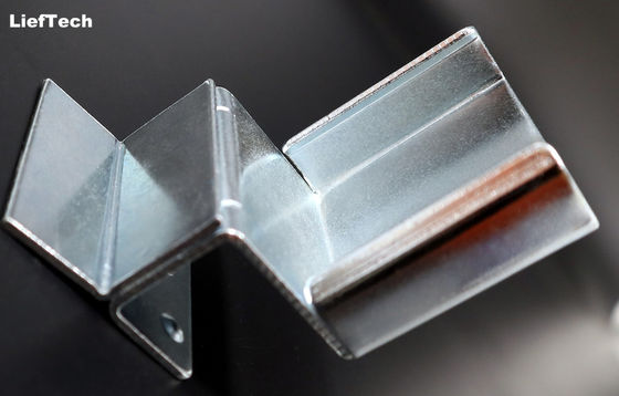 Articolo di timbrazione a rotaia di placco metallico larghezza scanalatura di 40 mm